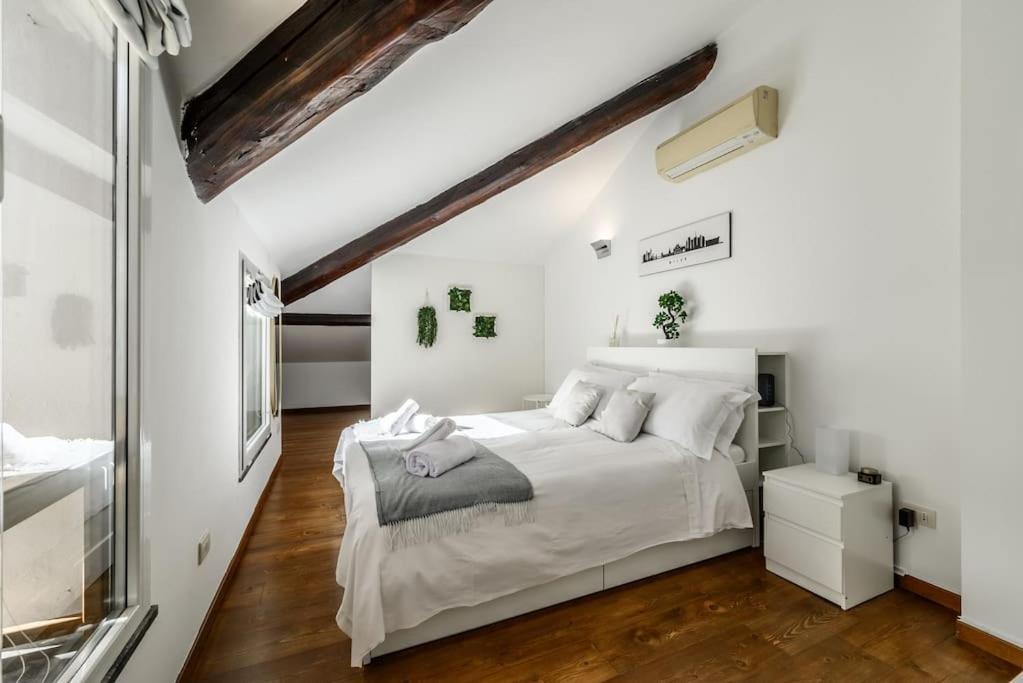 ミラノBuenos Aires' Nest - 10 Minutes From Duomo With Terraceアパートメント エクステリア 写真
