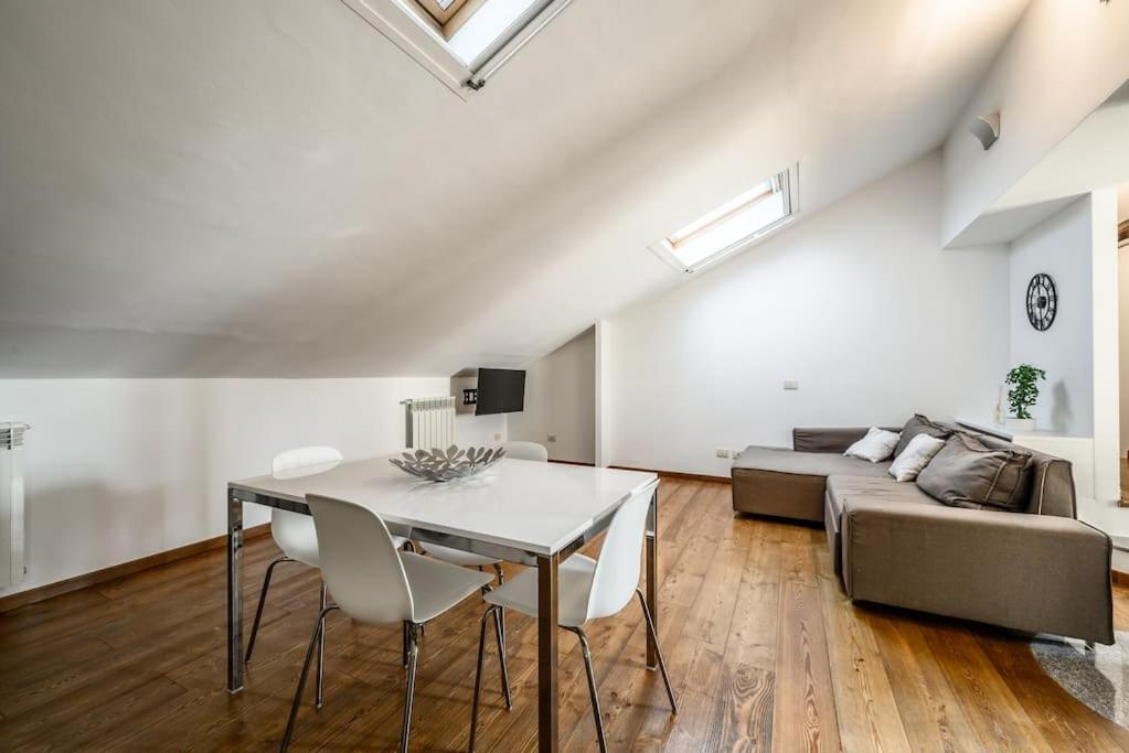 ミラノBuenos Aires' Nest - 10 Minutes From Duomo With Terraceアパートメント エクステリア 写真