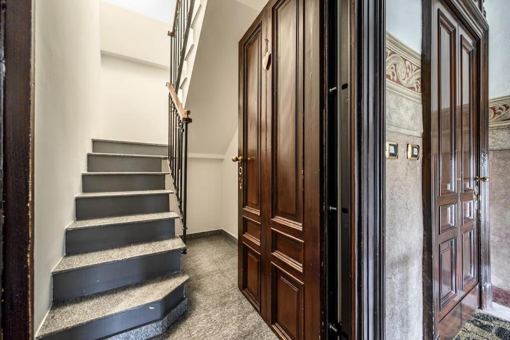 ミラノBuenos Aires' Nest - 10 Minutes From Duomo With Terraceアパートメント エクステリア 写真