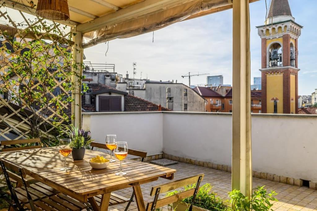 ミラノBuenos Aires' Nest - 10 Minutes From Duomo With Terraceアパートメント エクステリア 写真